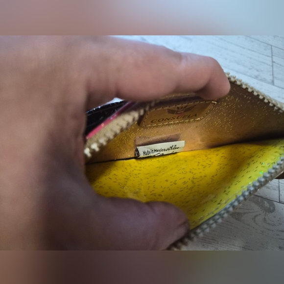 Consuela Card(Also Includes Section For Cash)Wallet    PLEASE LOOK AT ALL PICS! - Picture 4 of 15